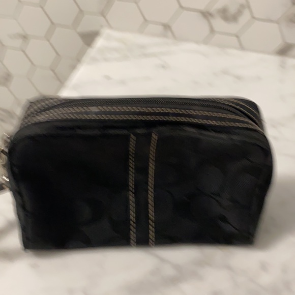 Coach - Picture 2 of 2